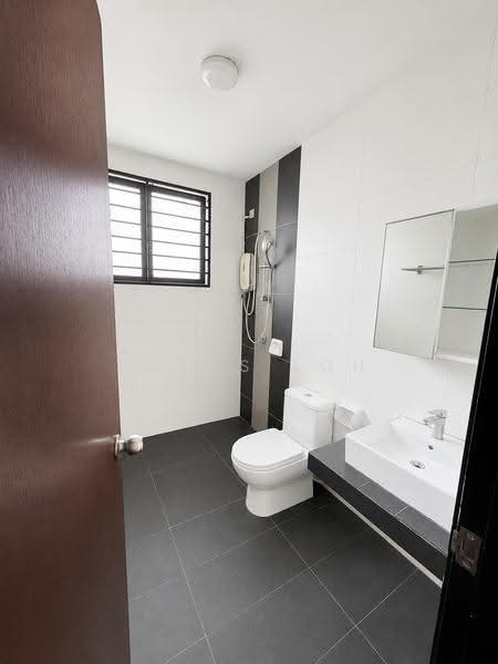 2-storey Terraced House for Sale in Denai Alam (Shah Alam) - Lucas Loh - Bathroom - PropertyGuru.com.my