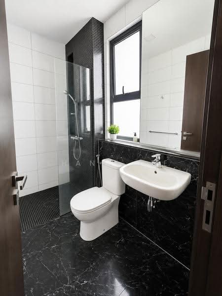 Bungalow House untuk Disewa di Valencia (Sungai Buloh) - Chanel Lee - Bathroom - PropertyGuru.com.my