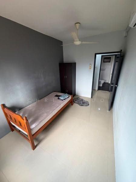 Kondominium untuk Dijual di Putra Majestik - Chris Choo - Bedroom - PropertyGuru.com.my