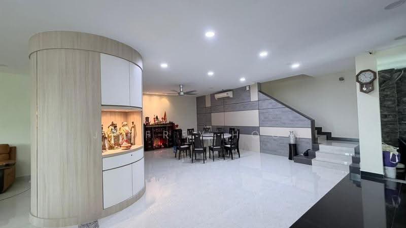 Terraced House for Sale in Bandar Kinrara Seksyen 1 (Bandar Kinrara) - Jeffrey Hoon - Living Room - PropertyGuru.com.my