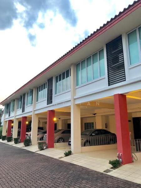 Townhouse for Rent in Everbright Park (Kuching) - Jeno Tan - Exterior - PropertyGuru.com.my