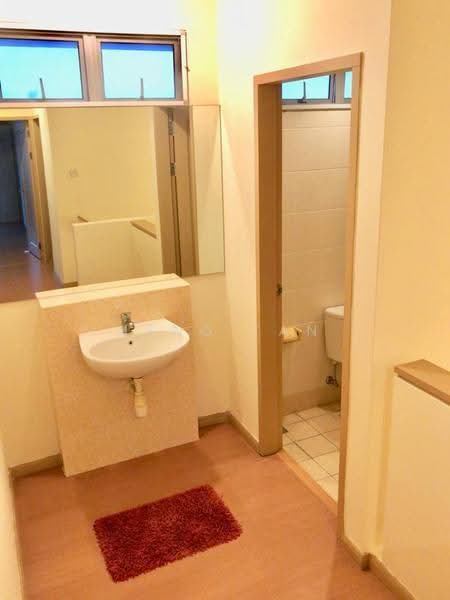 Townhouse for Rent in Everbright Park (Kuching) - Jeno Tan - Bathroom - PropertyGuru.com.my