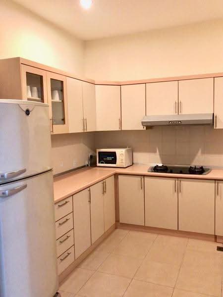 Townhouse for Rent in Everbright Park (Kuching) - Jeno Tan - Kitchen - PropertyGuru.com.my