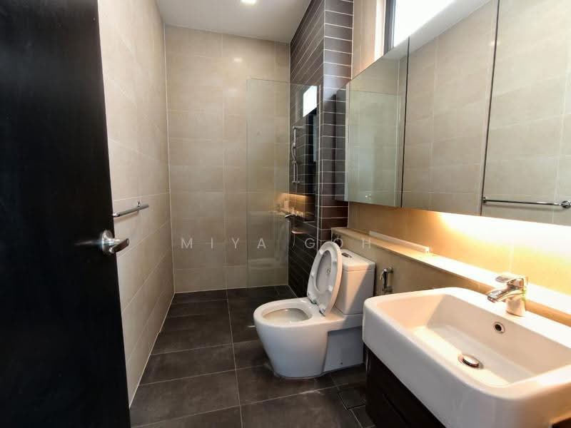 Condominium for Sale at The Cove Semi-Detached @ Horizon Hills - Miya Goh - Bathroom - PropertyGuru.com.my