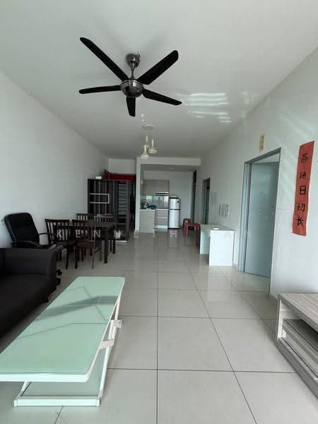 Kondominium untuk Dijual di PARC Regency (Residensi Masai) - Kenneth Tan - Living Room - PropertyGuru.com.my