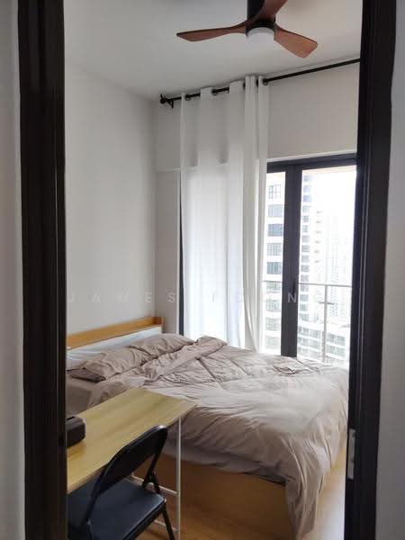 Kondominium untuk Disewa di Lovell @ Country Garden Danga Bay - James Foong - Bedroom - PropertyGuru.com.my