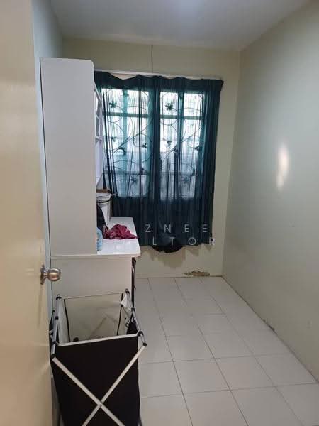 Semi-Detached House for Rent in Bandar Bukit Mahkota (Bangi) - Maznee Realtor - Interior - PropertyGuru.com.my