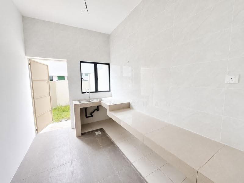 Terraced House for Sale in Chemor (Perak) - Winny Chan - Kitchen - PropertyGuru.com.my
