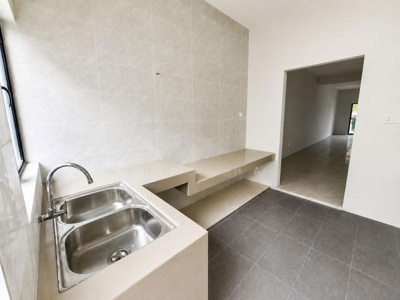 Terraced House for Sale in Chemor (Perak) - Winny Chan - Kitchen - PropertyGuru.com.my