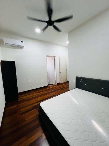 Semi-Detached House for Rent in Taman Sutera Utama (Skudai) - Jessica Ma - Bedroom - PropertyGuru.com.my