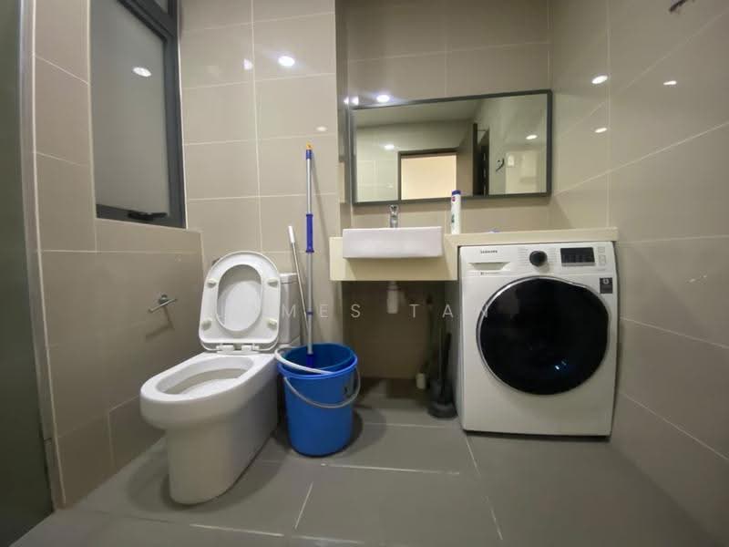 Kediaman Servis untuk Disewa di Seventeen Mall & Residences (Biji Living) - James Tan - Bathroom - PropertyGuru.com.my