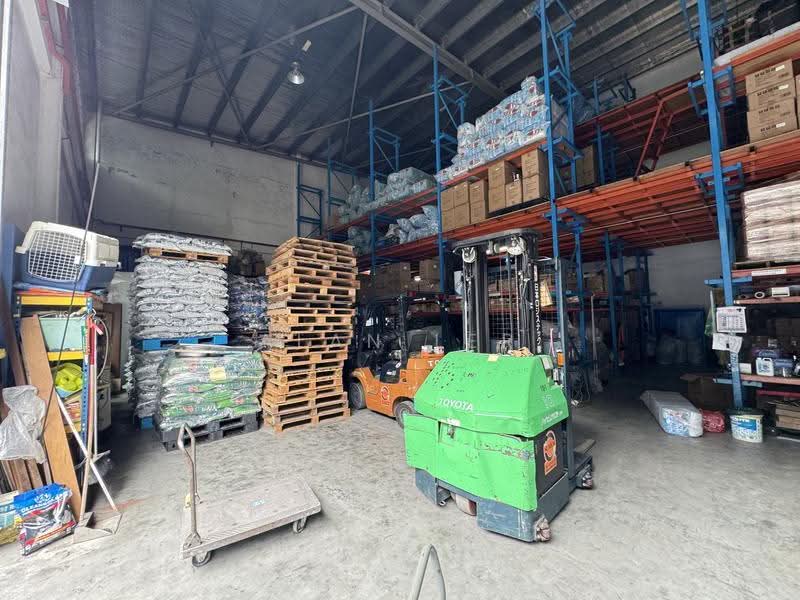 Semi-D Factory for Sale in Taman Impian Emas (Skudai) - Alan Ler - Interior - PropertyGuru.com.my