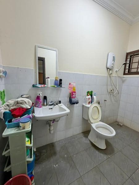 Rumah Teres 2-Tingkat untuk Dijual di Bandar Selesa Jaya (Skudai) - Johnson Chong - Bathroom - PropertyGuru.com.my