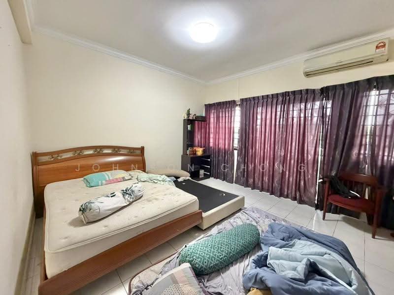 Rumah Teres 2-Tingkat untuk Dijual di Bandar Selesa Jaya (Skudai) - Johnson Chong - Bedroom - PropertyGuru.com.my