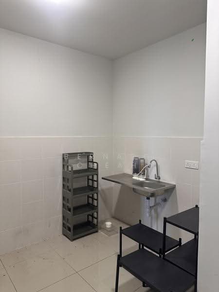 Kondominium untuk Disewa di Sky Awani Residensi 4 - Bernard Cheah - Kitchen - PropertyGuru.com.my