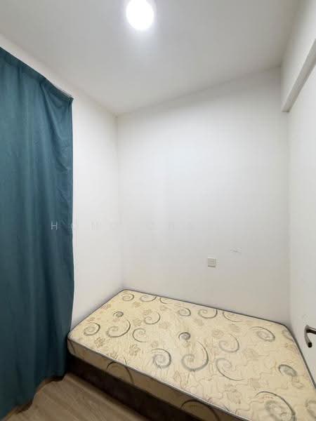 Apartment for Rent at Regalia Park @ Forest City - Hong Charng Lee - Bedroom - PropertyGuru.com.my
