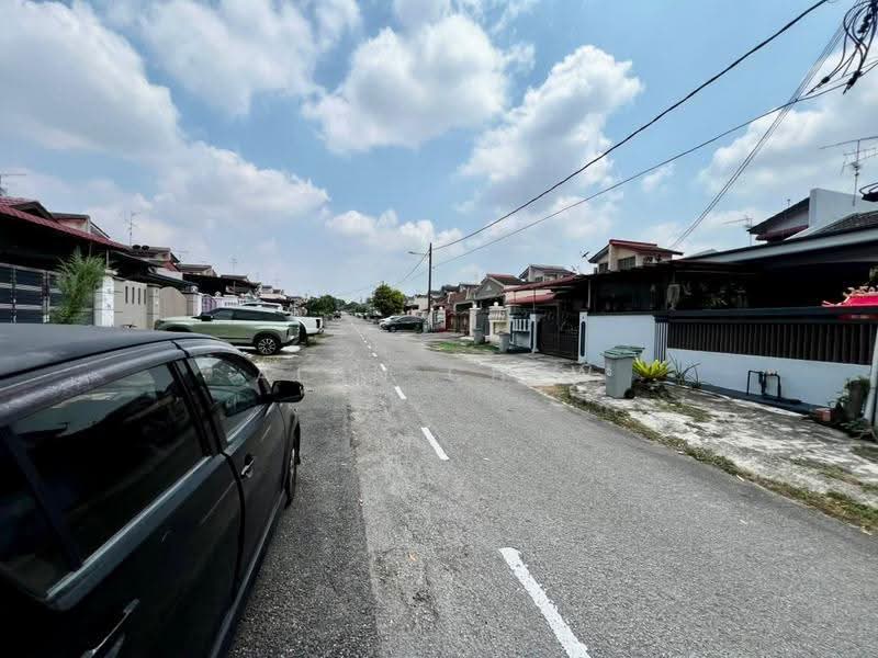 Rumah Teres 2-Tingkat untuk Dijual di Taman Desa Jaya (Johor Bahru) - Alan Chew - Exterior - PropertyGuru.com.my