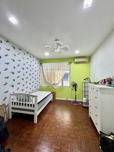 Rumah Berkembar untuk Dijual di Taman Pulau Pinang (Pulau Tikus) - Jeffrey Yeoh - Bedroom - PropertyGuru.com.my