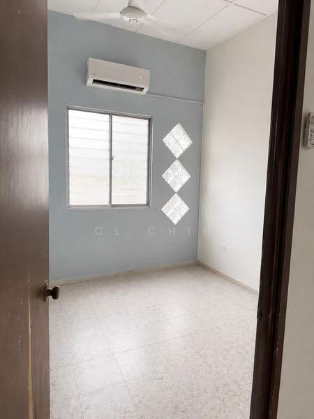 Rumah Teres 1-Tingkat untuk Dijual di Taman Sri Serdang (Seri Kembangan) - CL Chin - Interior - PropertyGuru.com.my