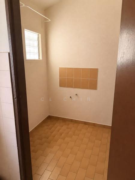 Rumah Teres 1-Tingkat untuk Dijual di Taman Sri Serdang (Seri Kembangan) - CL Chin - Interior - PropertyGuru.com.my