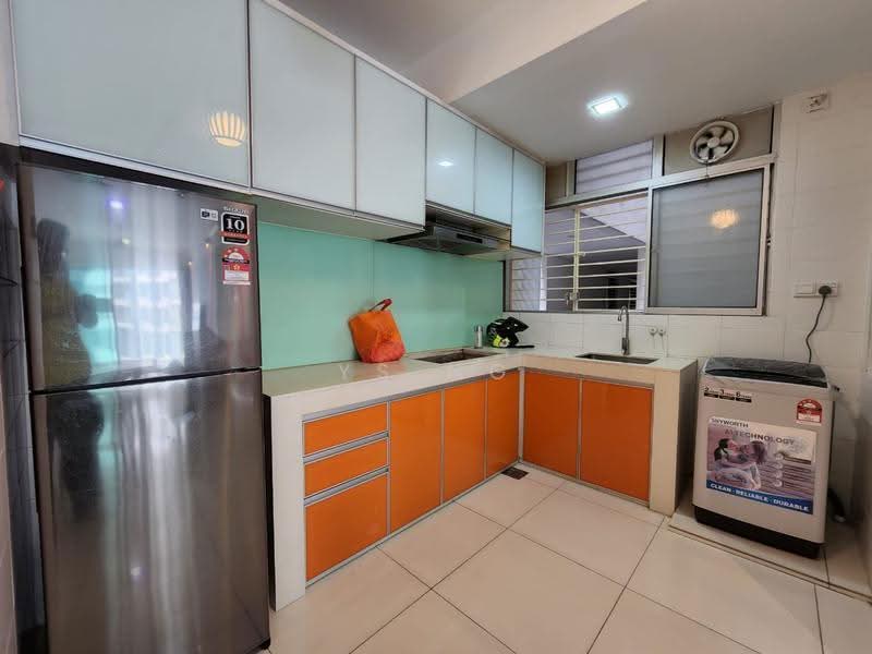 Service Residence for Sale at Zeva @ Equine South - YS NG - Kitchen - PropertyGuru.com.my