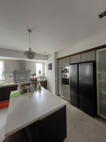 Condominium for Sale at 11 Gurney Drive - Hudson Tan - Kitchen - PropertyGuru.com.my