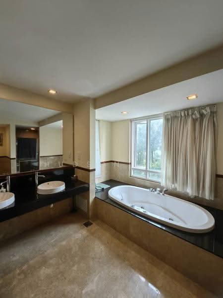 Condominium for Sale at 11 Gurney Drive - Hudson Tan - Bathroom - PropertyGuru.com.my