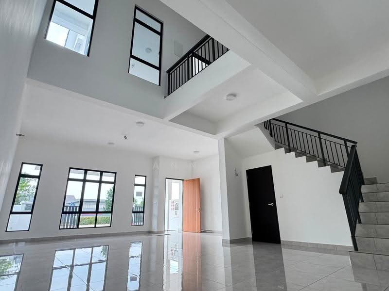 2-storey Terraced House for Sale in Taman Impian Emas (Skudai) - Ann . - Living Room - PropertyGuru.com.my