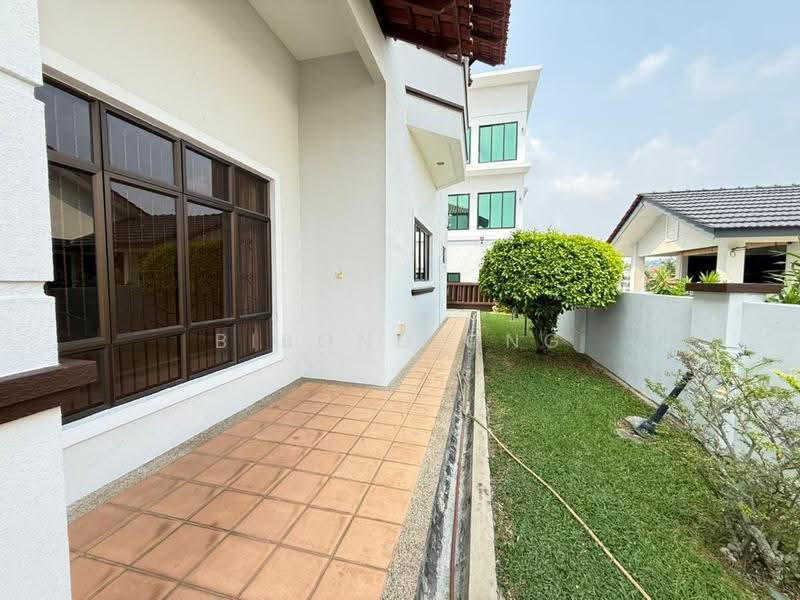 Bungalow House for Sale in Ayer Keroh (Melaka) - Bibong Ong - Exterior - PropertyGuru.com.my