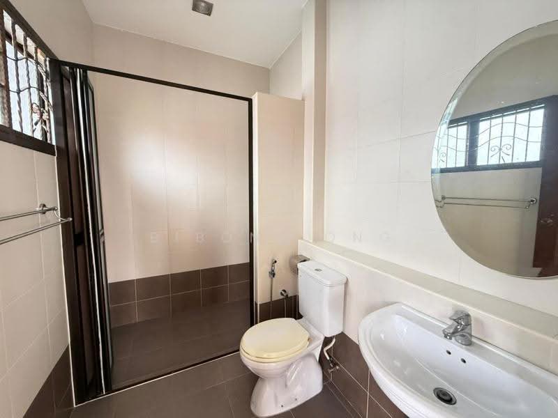 Bungalow House for Sale in Ayer Keroh (Melaka) - Bibong Ong - Bathroom - PropertyGuru.com.my