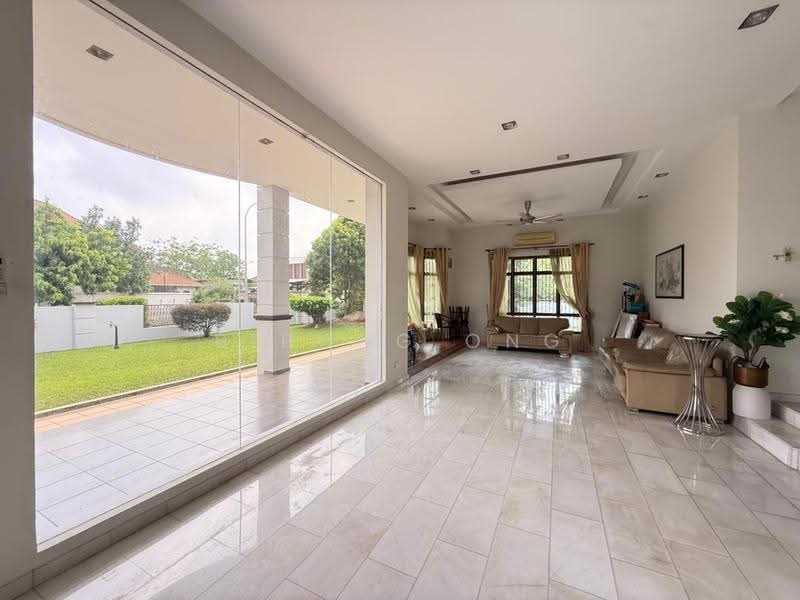 Bungalow House for Sale in Ayer Keroh (Melaka) - Bibong Ong - Living Room - PropertyGuru.com.my