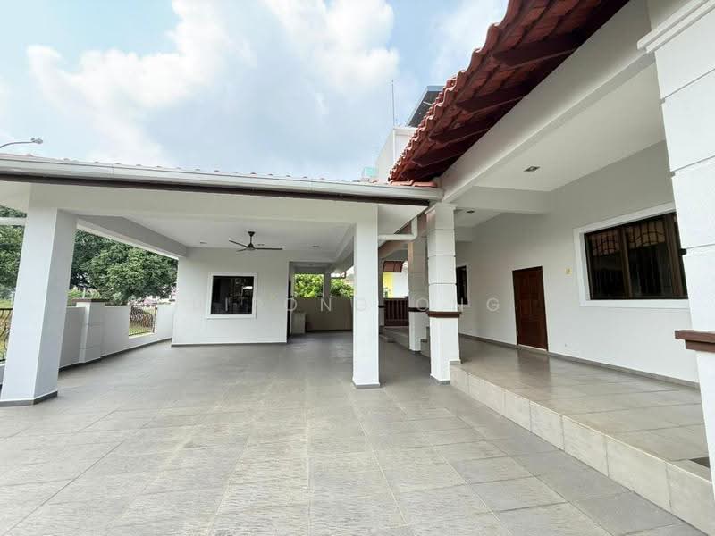 Bungalow House for Sale in Ayer Keroh (Melaka) - Bibong Ong - Exterior - PropertyGuru.com.my