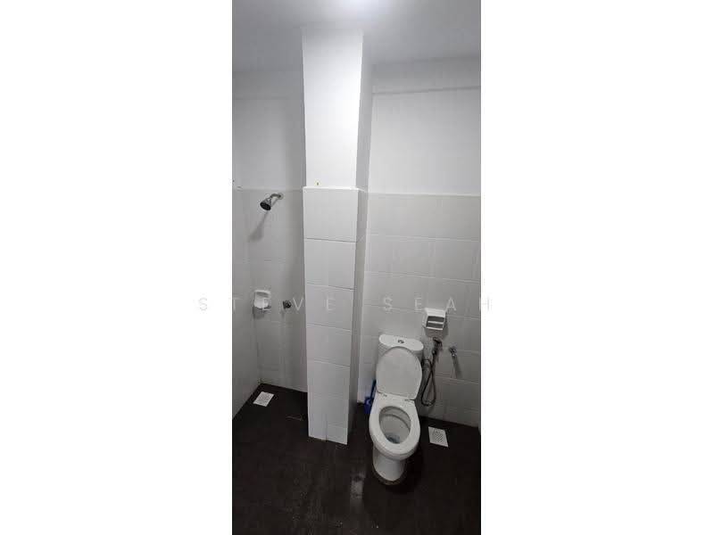 Kediaman Servis untuk Disewa di PR1MA @ LARKIN INDAH - Steve Seah - Bathroom - PropertyGuru.com.my