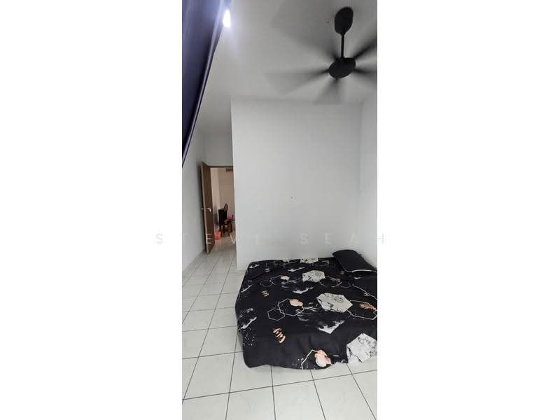 Kediaman Servis untuk Disewa di PR1MA @ LARKIN INDAH - Steve Seah - Bedroom - PropertyGuru.com.my
