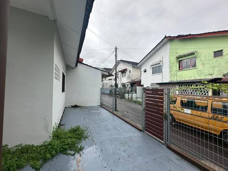1-storey Terraced House for Sale in Taman Puteri Wangsa (Ulu Tiram) - Carson . - Exterior - PropertyGuru.com.my