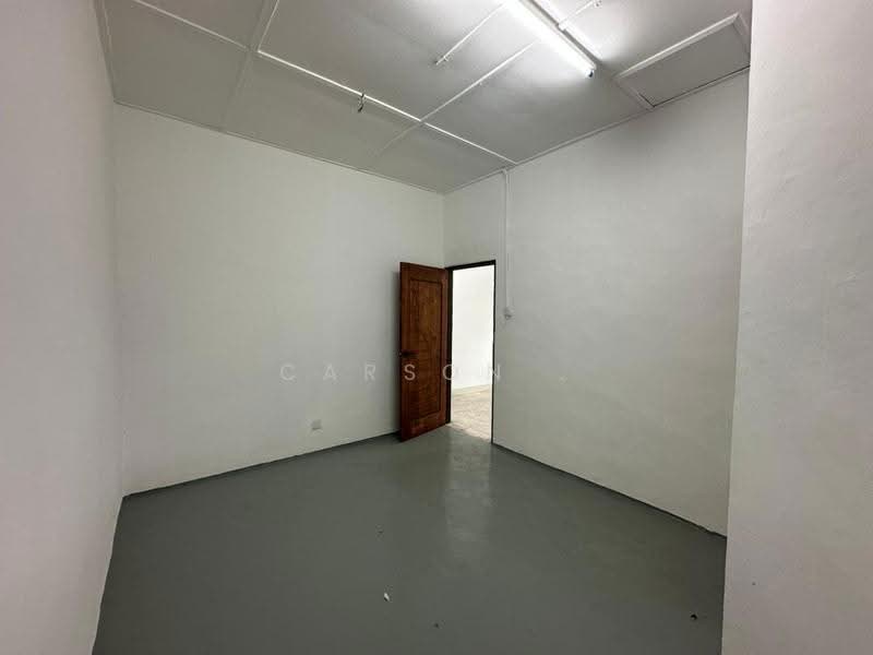 1-storey Terraced House for Sale in Taman Puteri Wangsa (Ulu Tiram) - Carson . - Interior - PropertyGuru.com.my