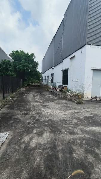 Semi-D Factory for Rent in Eco Business Park 1 (Johor Bahru) - Carson . - Exterior - PropertyGuru.com.my