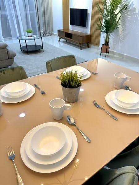 Condominium for Rent at Medini Signature - Jialing Chua - Dining Room - PropertyGuru.com.my