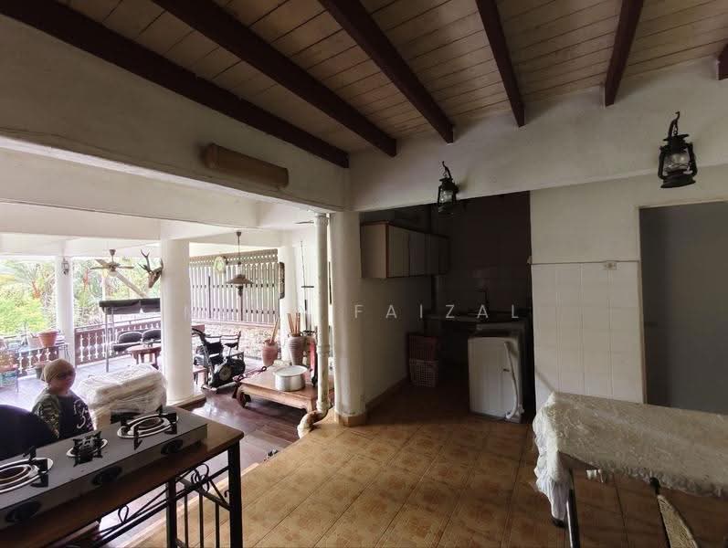 Rumah Teres 3-Tingkat untuk Dijual di Ulu Kelang (Selangor) - Mohd Faizal - Kitchen - PropertyGuru.com.my