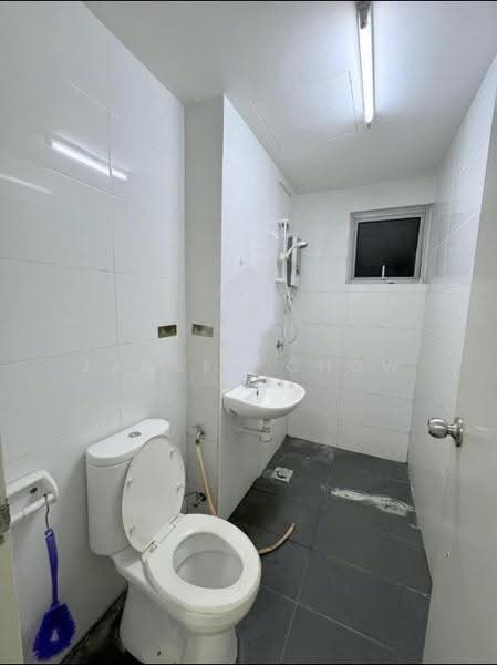 Condominium for Rent at Permata Residences - Jansen Chow - Bathroom - PropertyGuru.com.my
