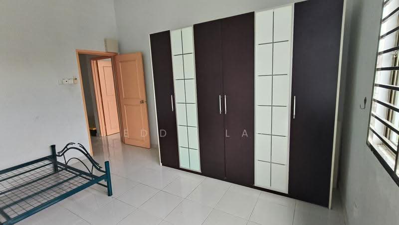 2-storey Terraced House for Rent in Taman Skudai Ria (Skudai) - Eddie Lai - Bedroom - PropertyGuru.com.my