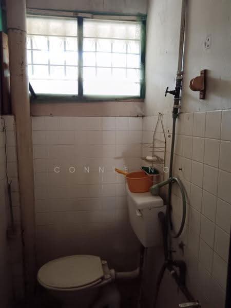 2-storey Terraced House for Sale in Taman Sri Muda (Shah Alam) - Connie Ng - Bathroom - PropertyGuru.com.my