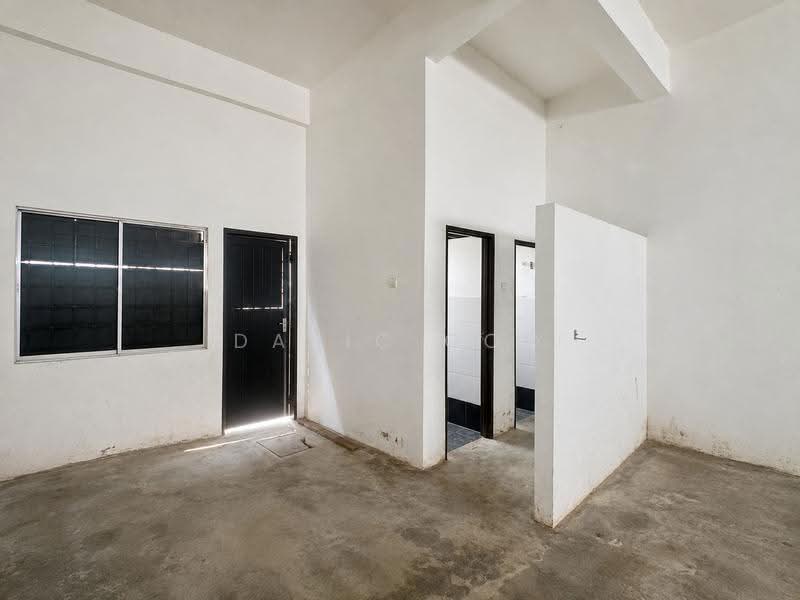 Shop / Office for Sale in Bukit Baru (Melaka) - Daric Goo - Interior - PropertyGuru.com.my
