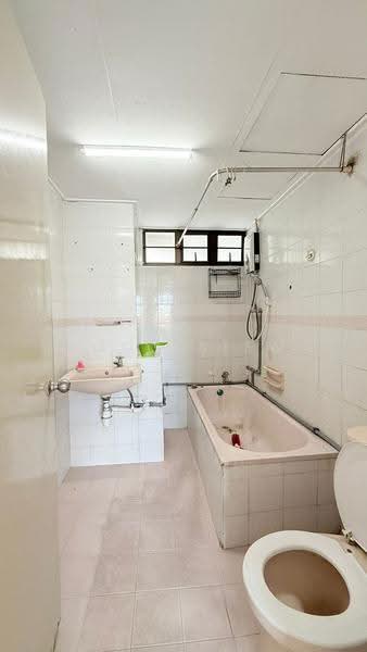 Condominium for Sale at Menara Greenview - Boon Siew - Bathroom - PropertyGuru.com.my