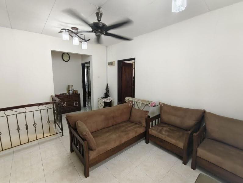 Semi-Detached House for Sale in Balakong (Selangor) - Mohd Faizal - Living Room - PropertyGuru.com.my