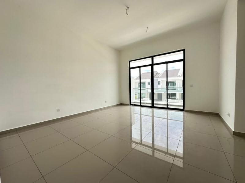 Rumah Teres untuk Dijual di Bandar Putra Kulai (Kulai) - Molly Joon - Living Room - PropertyGuru.com.my