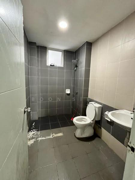Condominium for Sale at Sierra Residences - Boon Siew - Bathroom - PropertyGuru.com.my