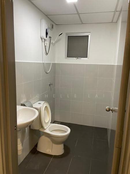 Kondominium untuk Disewa di 1 Razak Mansion - Michelle Lai - Bathroom - PropertyGuru.com.my