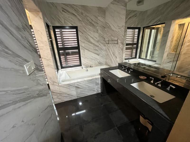 Semi-Detached House for Rent in Sungai Besi (Kuala Lumpur) - Armin Latif - Bathroom - PropertyGuru.com.my