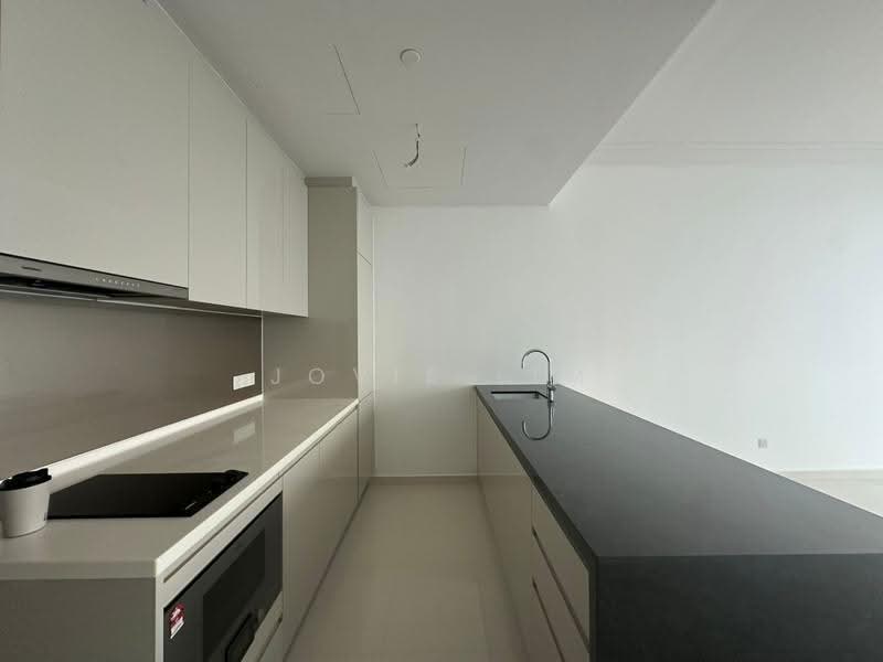 Kediaman Servis untuk Dijual di Regent Suites @ Pavilion Damansara Heights - Jovie Lim - Kitchen - PropertyGuru.com.my